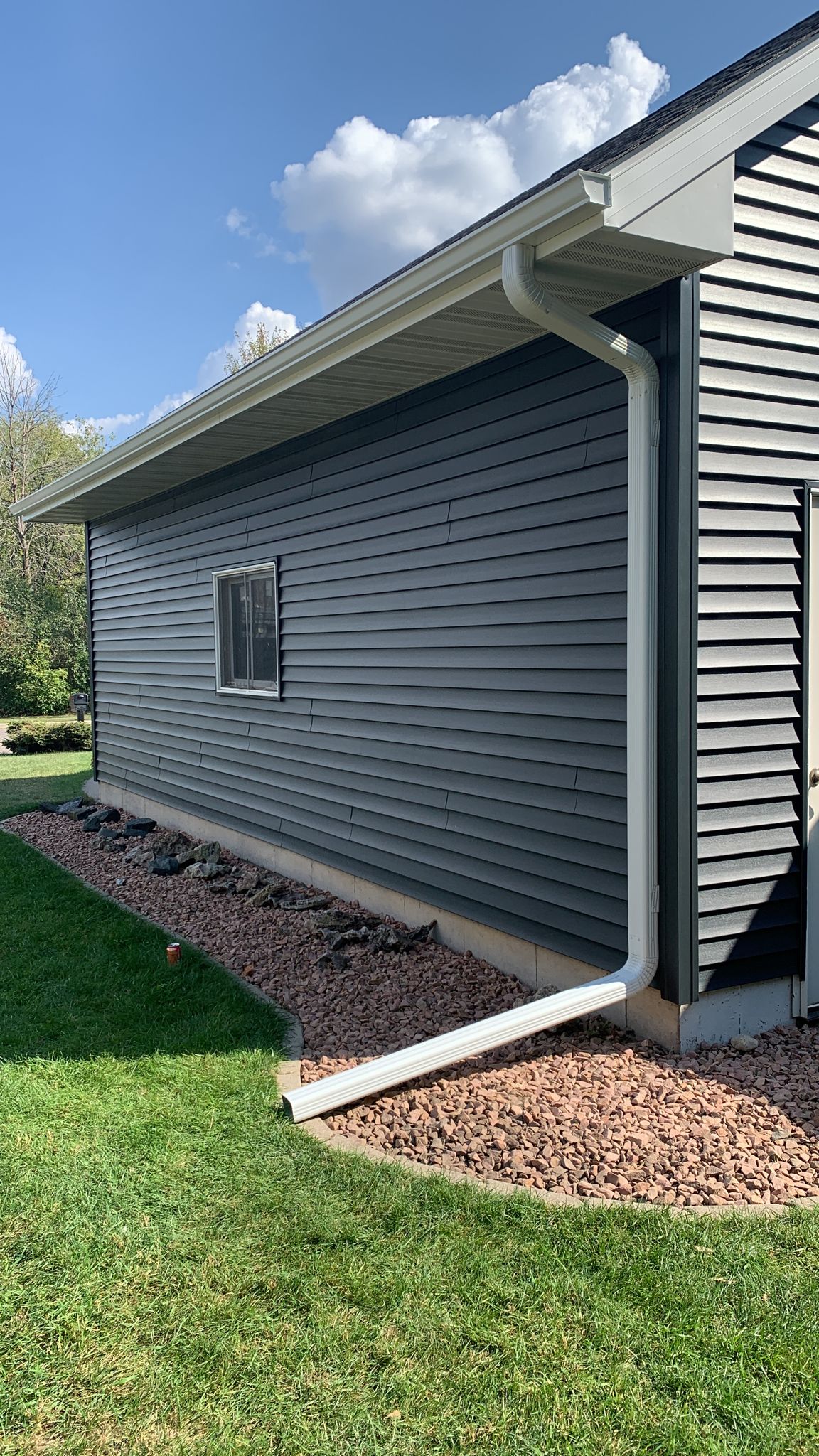 WhatsApp Image 2025-12-30 at 12.15.22 AM (2) Siding Installation and Replacement Services